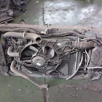 Nissan Qashqai calandra completa di radiatori anno