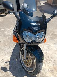 Suzuki 750 F