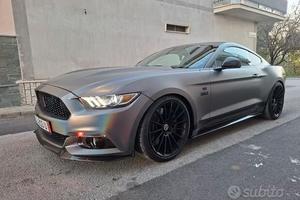 Ford Mustang Fastback 5.0 V8 TiVCT aut. GT