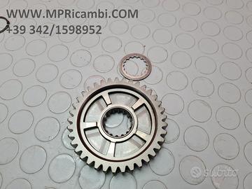 INGRANAGGIO 24331-35F10 SUZUKI GSXR 750 2004 2005