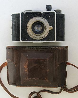 FOTH DERBY I fotocamera 3x4 con borsa pronto