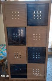 Mobile Ikea con contenitori 