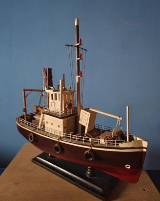 Modellino Rimorchiatore 