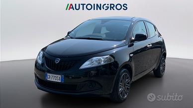 LANCIA Ypsilon 1.0 firefly hybrid Silver s&s 70cv