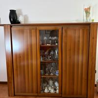 Mobile credenza