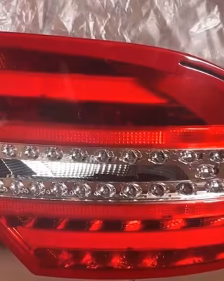 Faro posteriore sinistro Mercedes Classe C