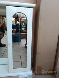 specchio per il bagno 