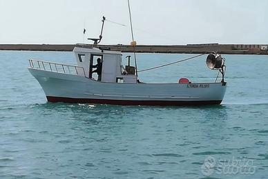 Barca da pesca con licenza