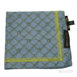 Piccolo foulard di seta monogram di Trussardi
