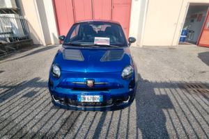 Abarth 500 1.4 Turbo T-Jet essesse