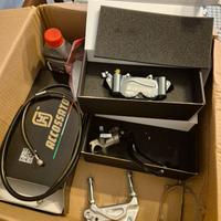 impianto frenante radiale accossato