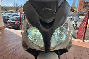 Honda SW-T 400 08.2011