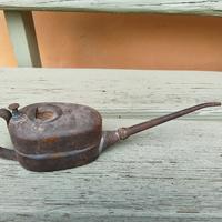 antico oliatore da meccanico