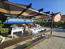 locale-fronte-mare-in-posizione-strategica-a-bussa