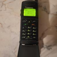 Samsung SGH-600.