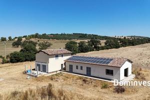 Rustico / Casale di 316 m² con più di 5 locali a C
