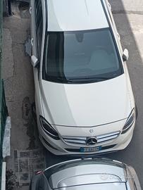 Mercedes Benz 180D