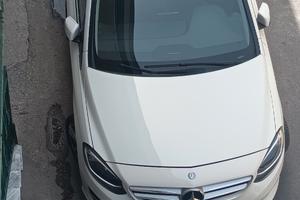 Mercedes Benz 180D