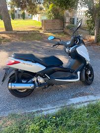 Xmax 250 del 2012 con 28000km