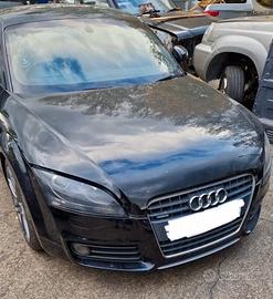 Audi TT 8j 2.0 tfsi S Line quattro per ricambi (2a