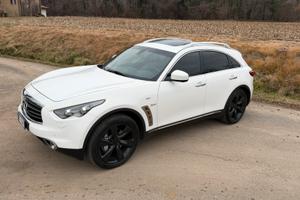 Suv Infiniti Qx 70s 3.0d 2016