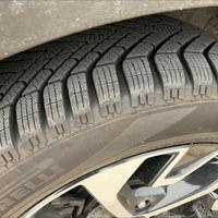 Pneumatici inv. 235/55 R18 Pirelli Scorpion Winter