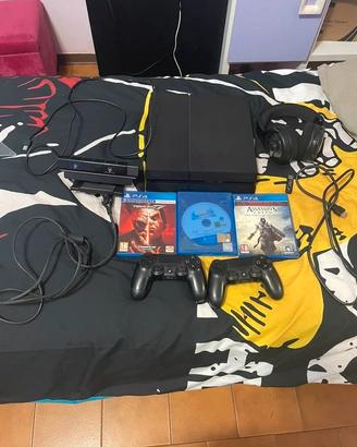 Sony PlayStation 4 (Model CUH-1216B)