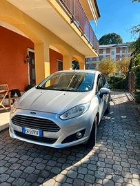 Ford fiesta titanium 2016