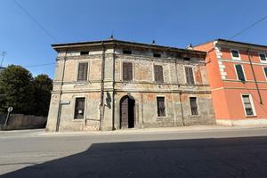CASA SEMINDIPENDENTE A PIADENA
