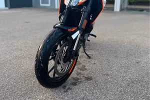 KTM Duke 125