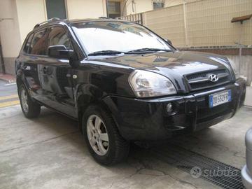 HYUNDAI Tucson 2.0 CRDI VGT ACTIVE 4X4