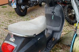 Vespa 50 lx