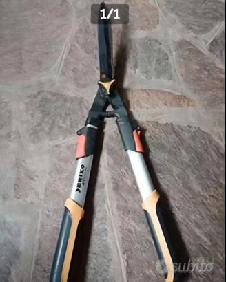 Taglia siepi manuale mai usato allungab