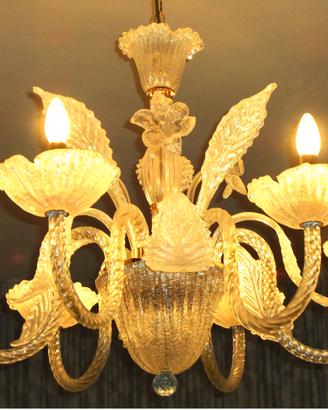 Lampadario in vetro Murano e foglie d'Acanto