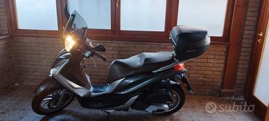Piaggio Medley 150 - 2016 - 17000 km