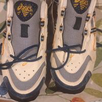 scarpe asics modello gel 42,5
