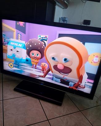 TV lcd 47 pollici Scharp Aquos