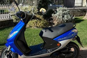 Peugeot Vivacity 50 2 tempi con parabrezza