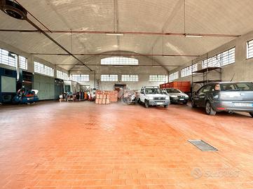 MAGAZZINO A FRANCAVILLA BISIO