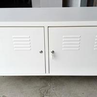 Mobile IKEA PS bianco metallo