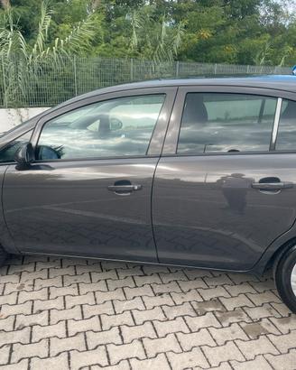 Opel corsa 1.3 diesel 75 CV