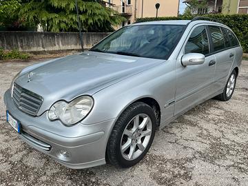 2005 Mercedes C220 CDI Classic manuale