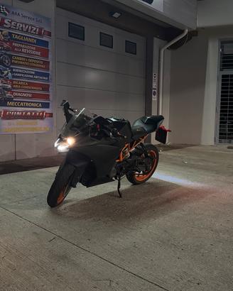KTM RC 125 ABS