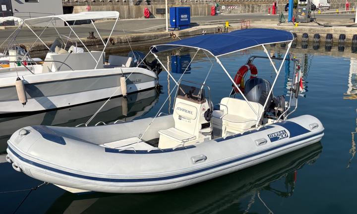 Gommone Marvel 5.0 con Yamaha F40HETL in garanzia