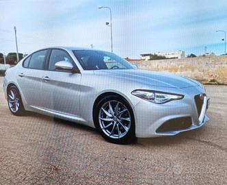 Alfa romeo giulia super 