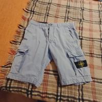 pantaloni corti