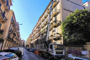 Piattaforma aerea Multitel MJ250AF su MAN