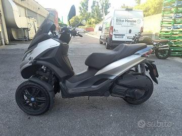 PIAGGIO MP3 300 hpe Abs