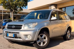 Toyota RAV 4 RAV4 2.0 Tdi D-4D cat 5 porte Sol