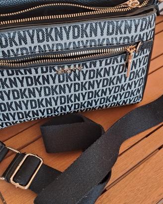 Borsa a tracolla DKNY con logo all-over 
